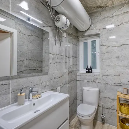 Michael's - 2 Bedroom By Solea Homes アパート *