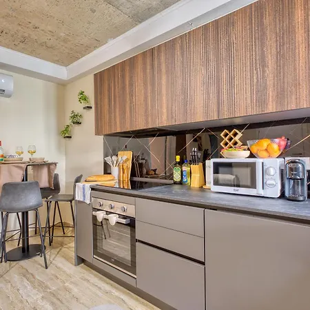 Michael's - 2 Bedroom By Solea Homes 斯利马