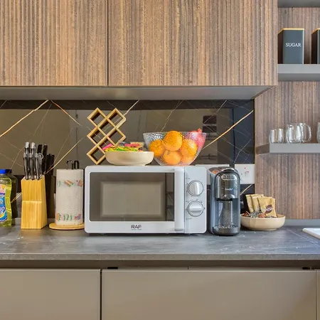 Michael's - 2 Bedroom By Solea Homes Appartement