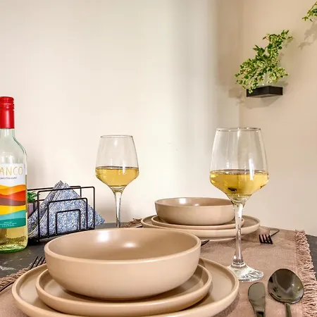 アパート Michael's - 2 Bedroom By Solea Homes スリーマ