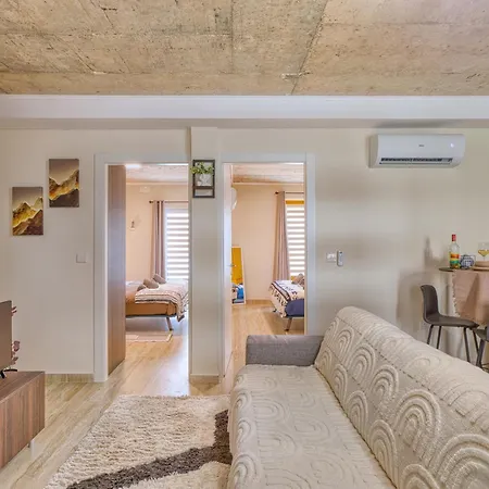 Appartement Michael's - 2 Bedroom By Solea Homes *