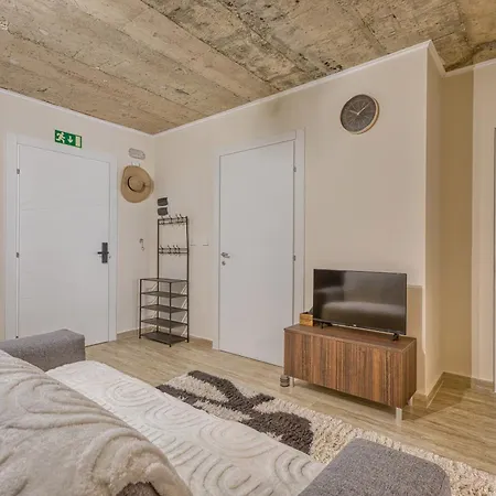 Michael's - 2 Bedroom By Solea Homes Sliema