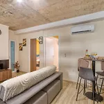 דירה Michael's - 2 Bedroom By Solea Homes סליאמה