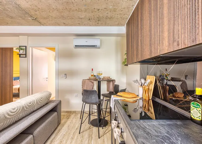 Michael's - 2 Bedroom By Solea Homes *